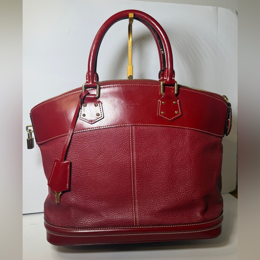 Louis Vuitton Suhali Lockit MM Bag